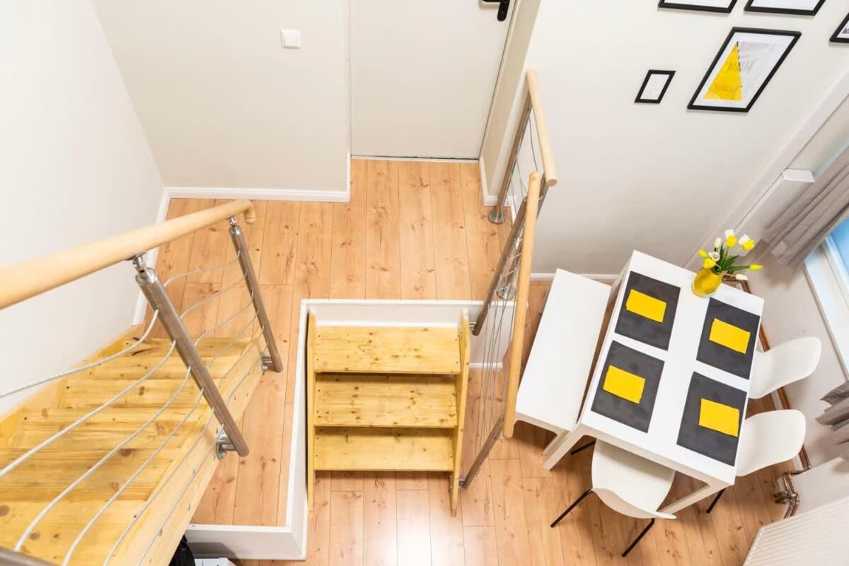 Spacious Two Br Plus Ac Plus Selfcheckin Берлін Екстер'єр фото